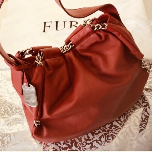 Furla Handbags - 🇮🇹FURLA Leather Purse Made in Italy - Gorgeous!